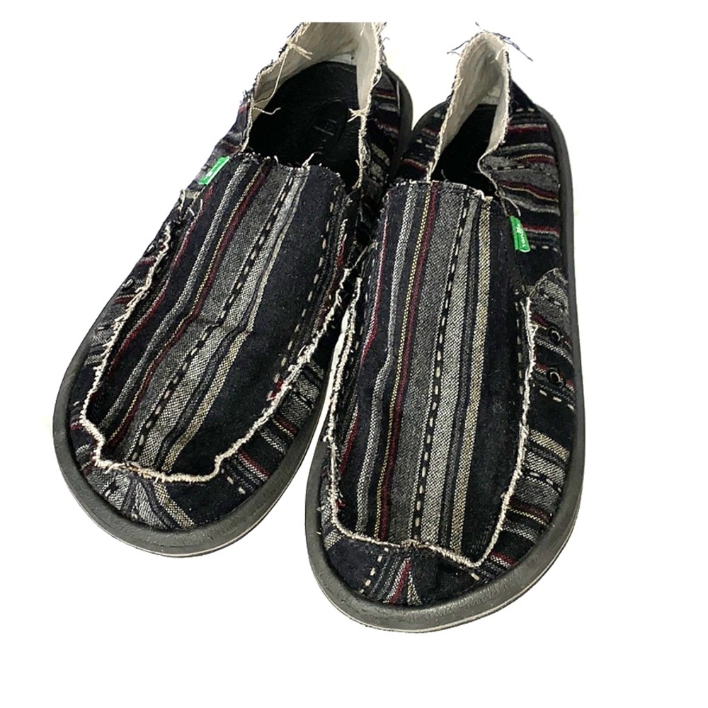 Men Sanuks- worn once